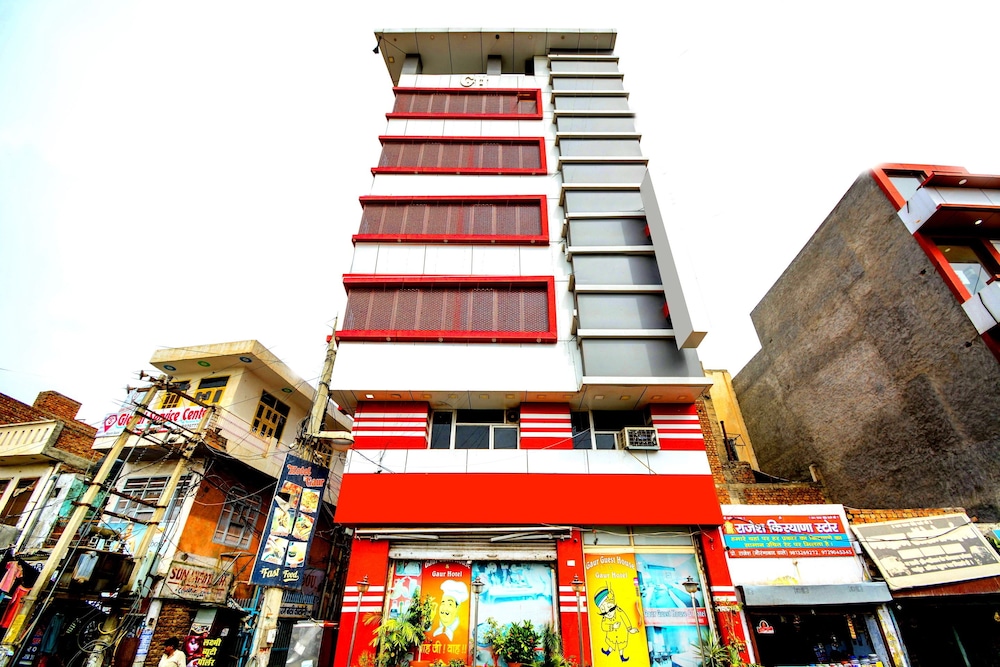 OYO 37546 Gaur Guest House view 3
