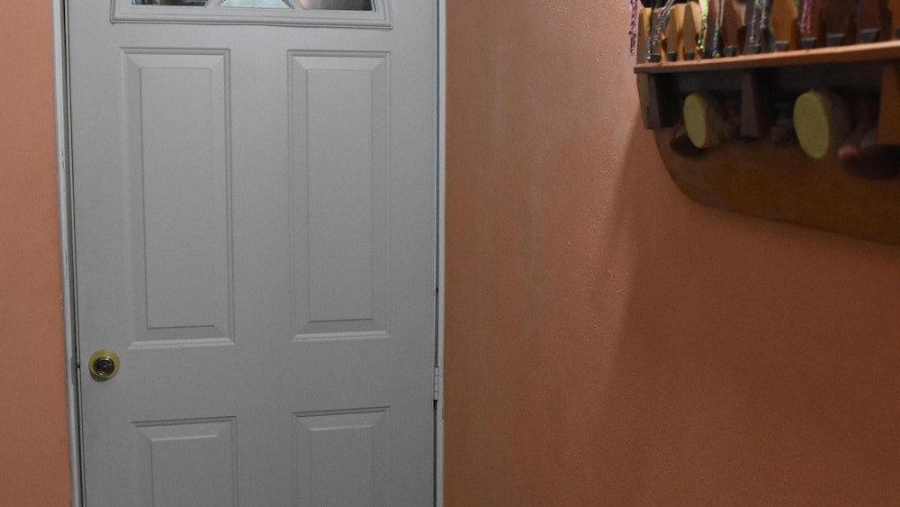 Room in B&B - Cancun Guest House 6