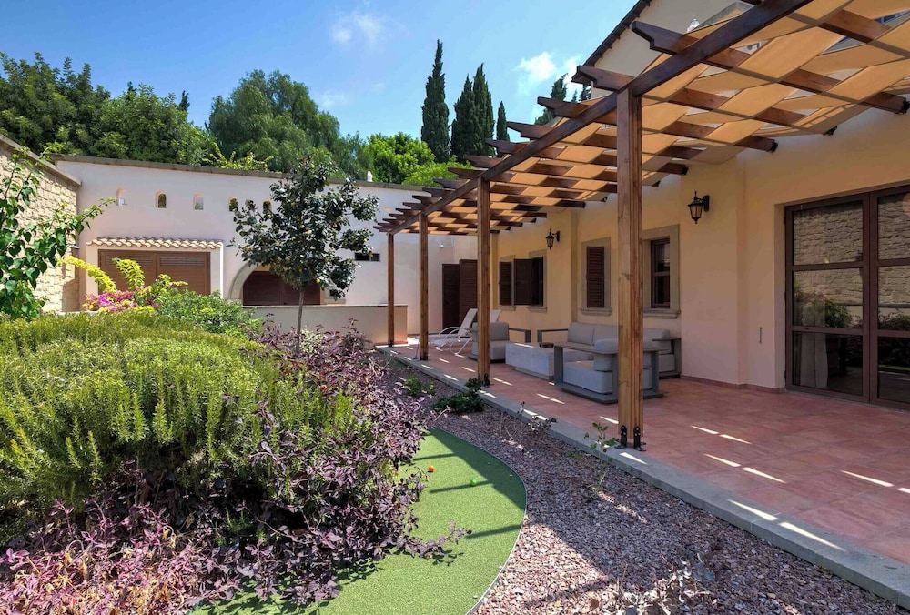 Aphrodite Premium Apartments I