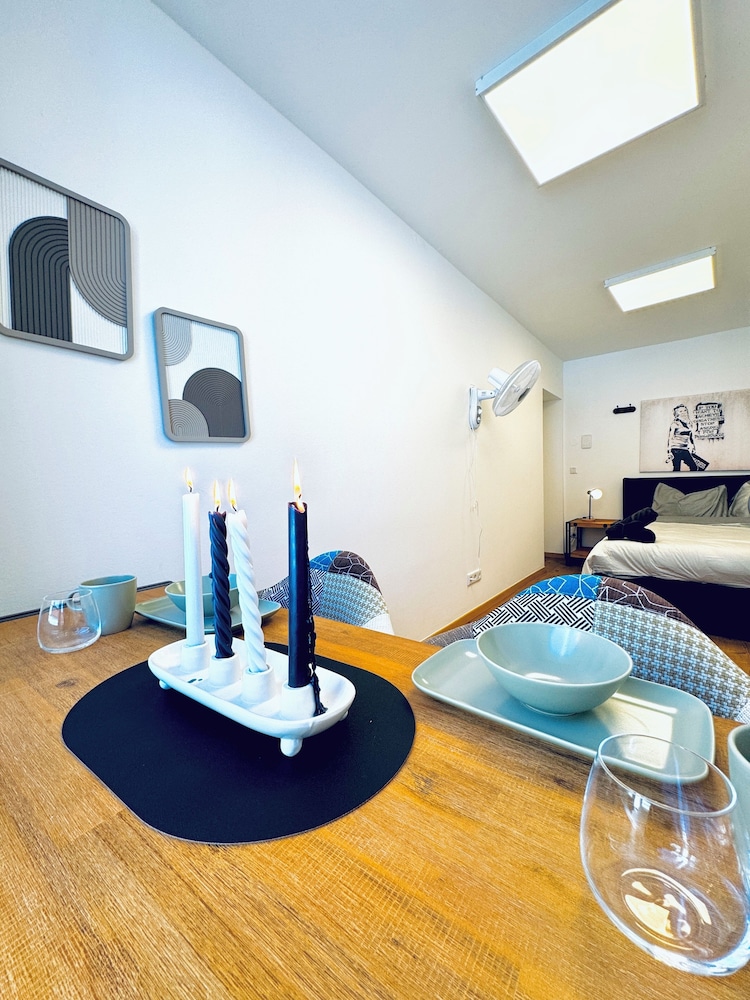 Cozy 5BR Apartment Near Kaufpark