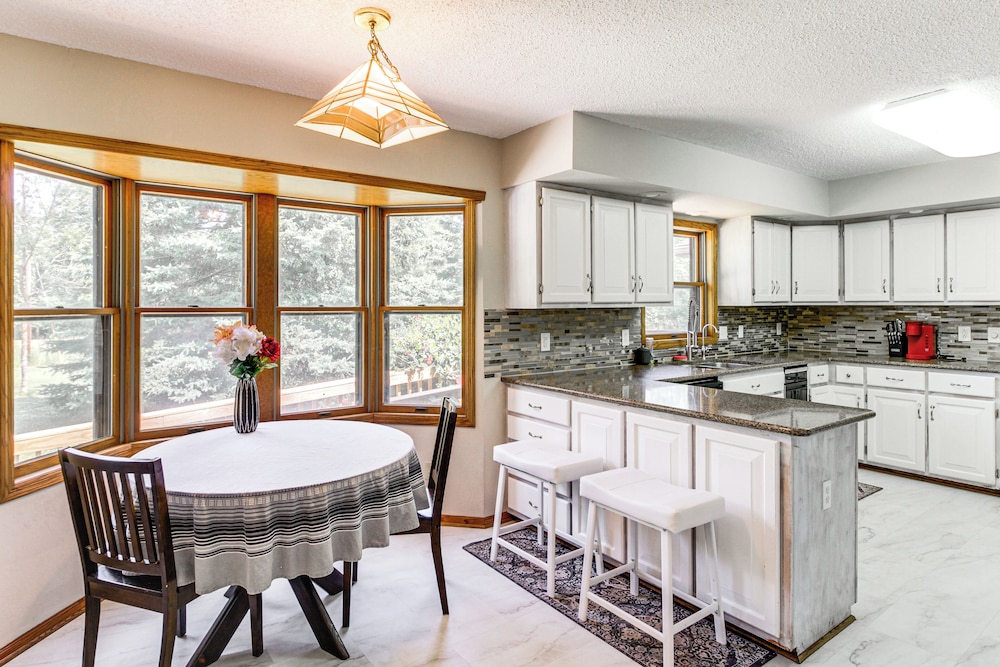 Hot Tub & 2 Recreation Rooms: Spacious Onamia Home