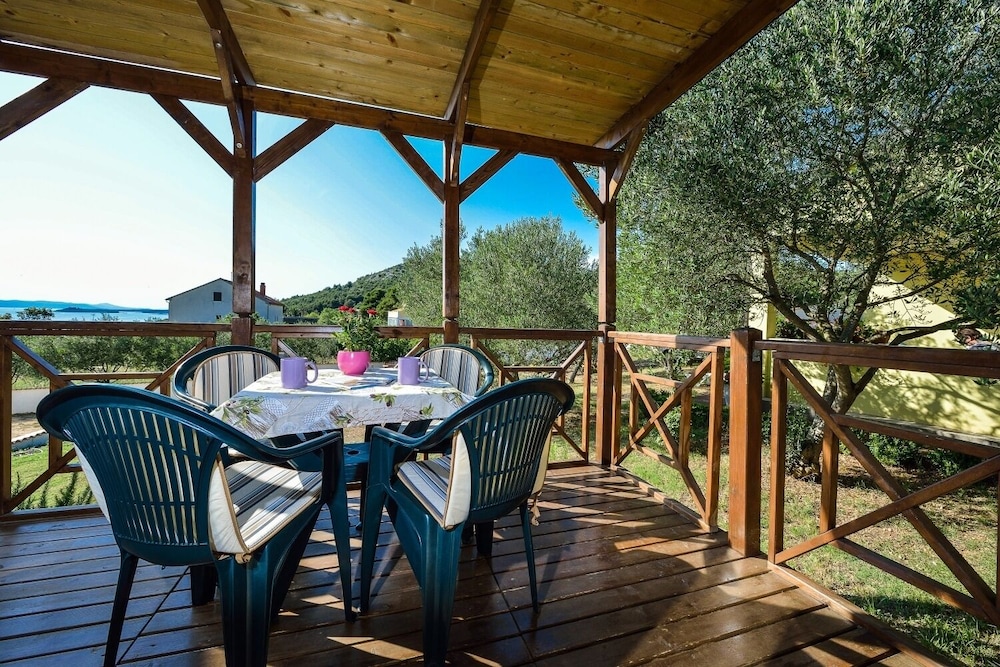 Iva - Great Garden - H view 4