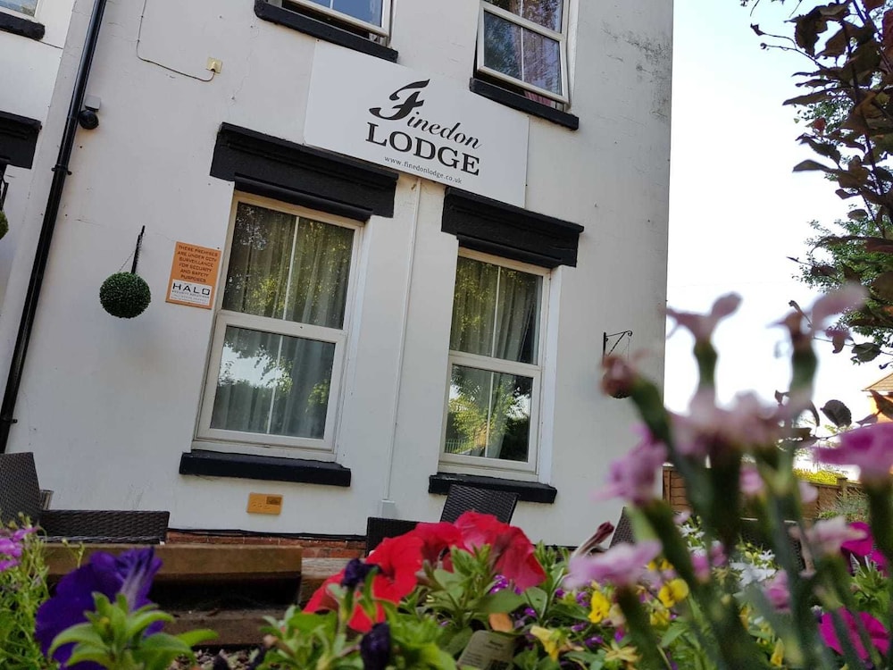 Finedon Lodge