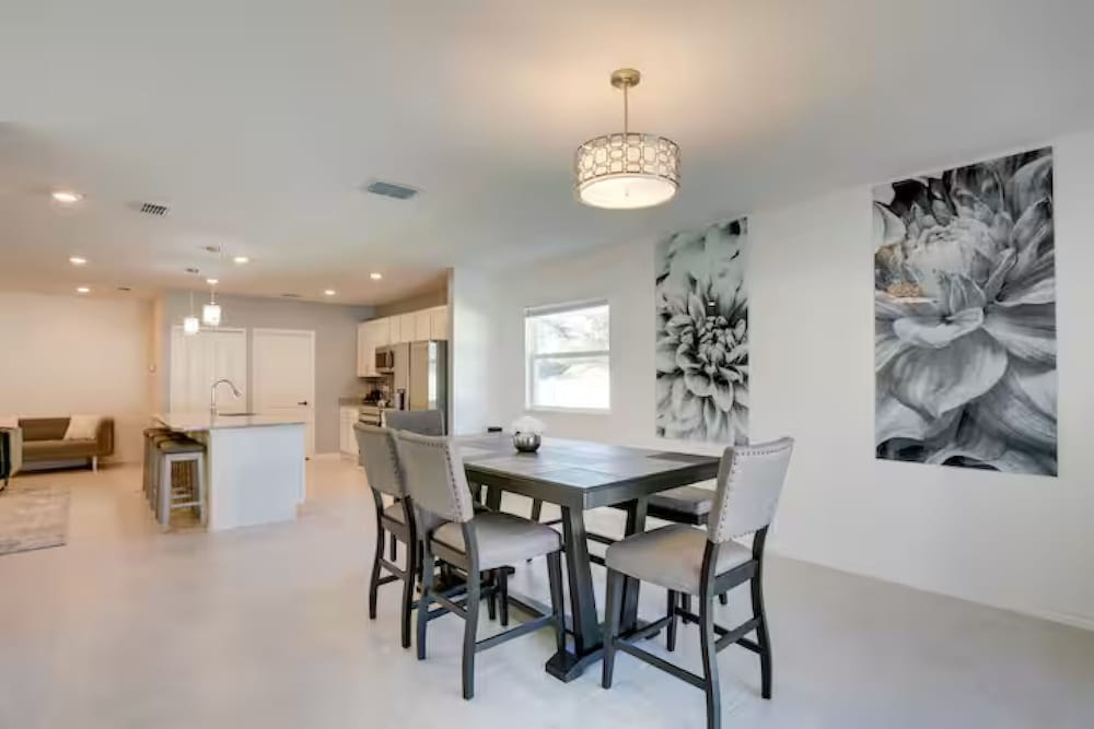 Palm Breeze Lux Stay - Port St. Lucie