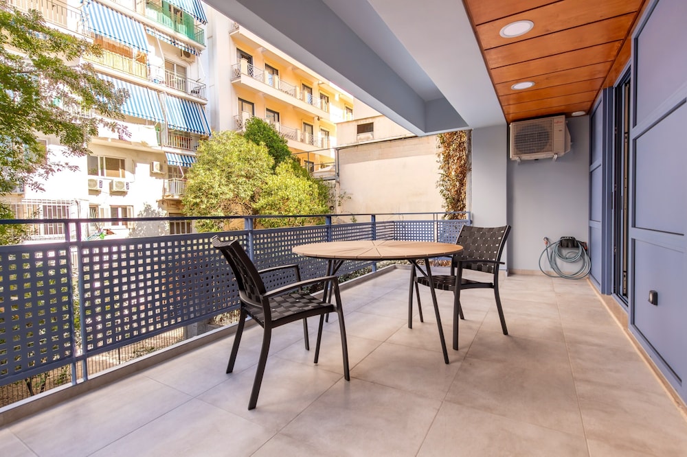 Phaedrus Living: Athens Luxury Residences Champagne