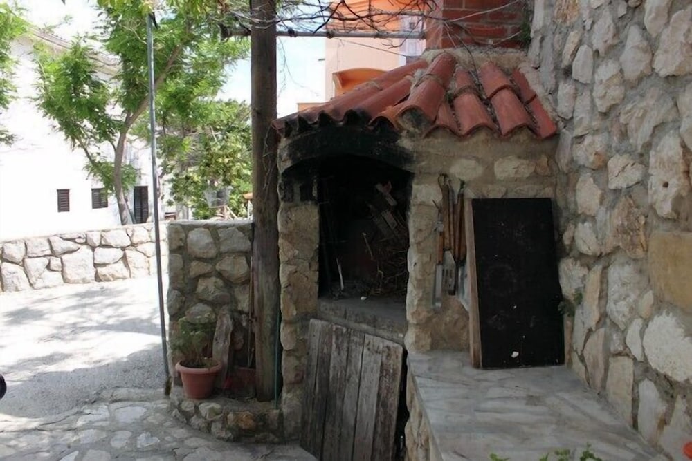 Photo 27