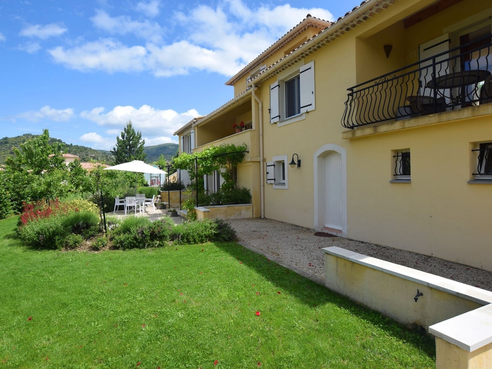 Apartment in Montbrun-les-bains Near Forest