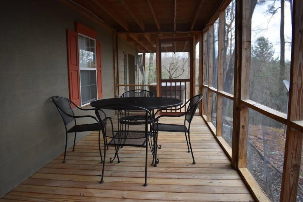 Kade`s Lodge view 5