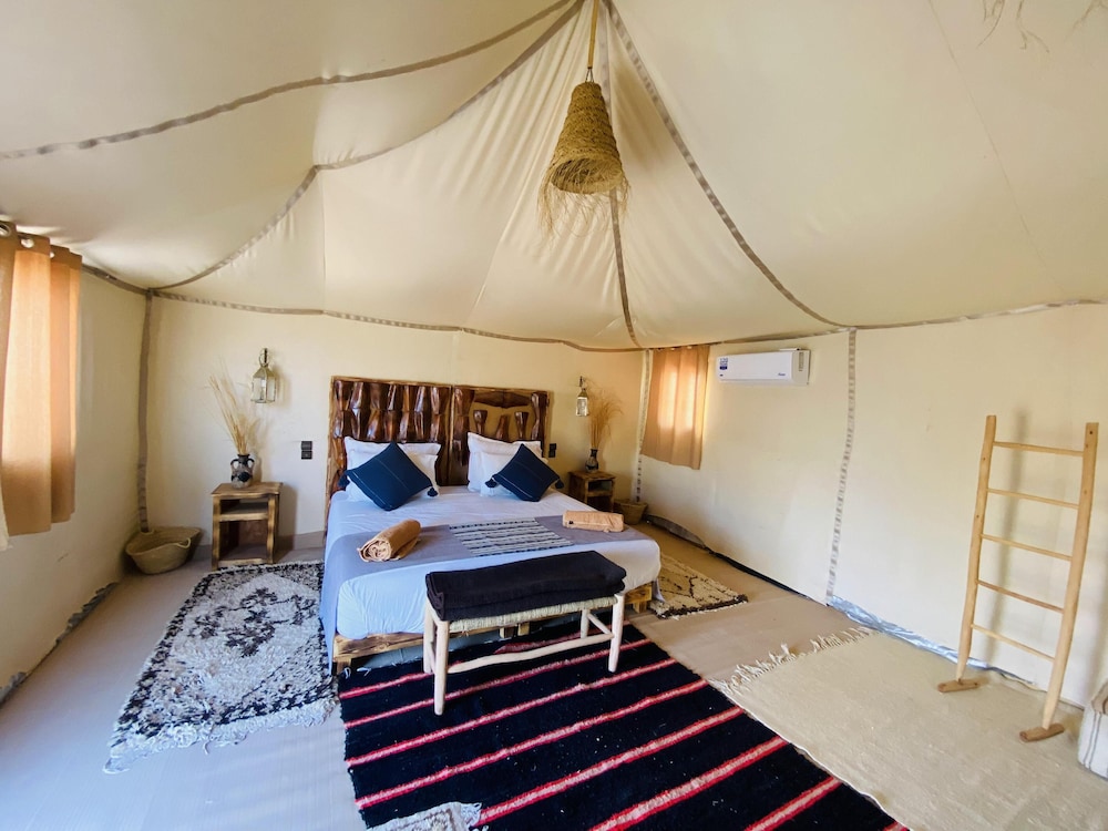 Amskou Camp