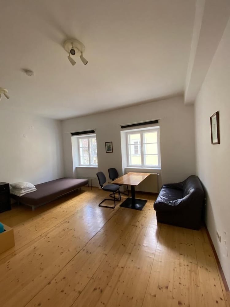 Hans-Sachs-Gasse 10