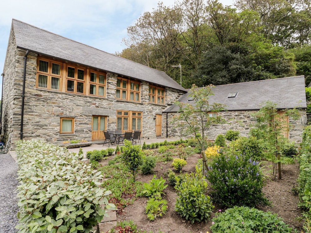 Hendoll Barn