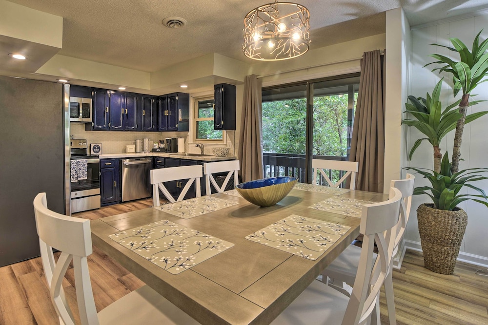 Pet-friendly Hideaway in North Myrtle Beach! view 3