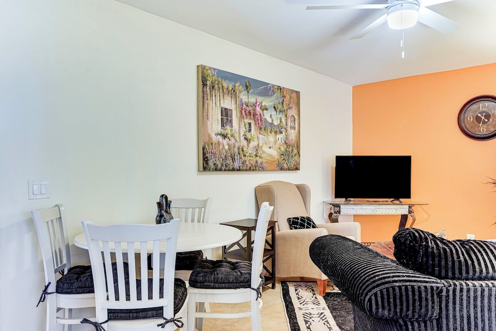 Private Oro Valley Home w/ 130 Mi Bike Path Nearby