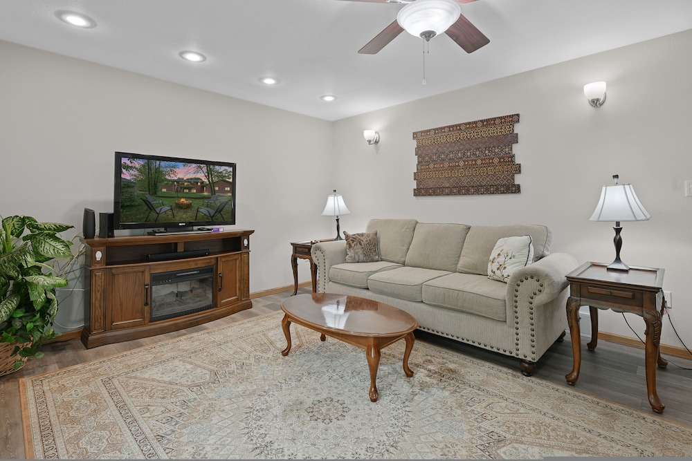 Woodland Escape - Upper Suite