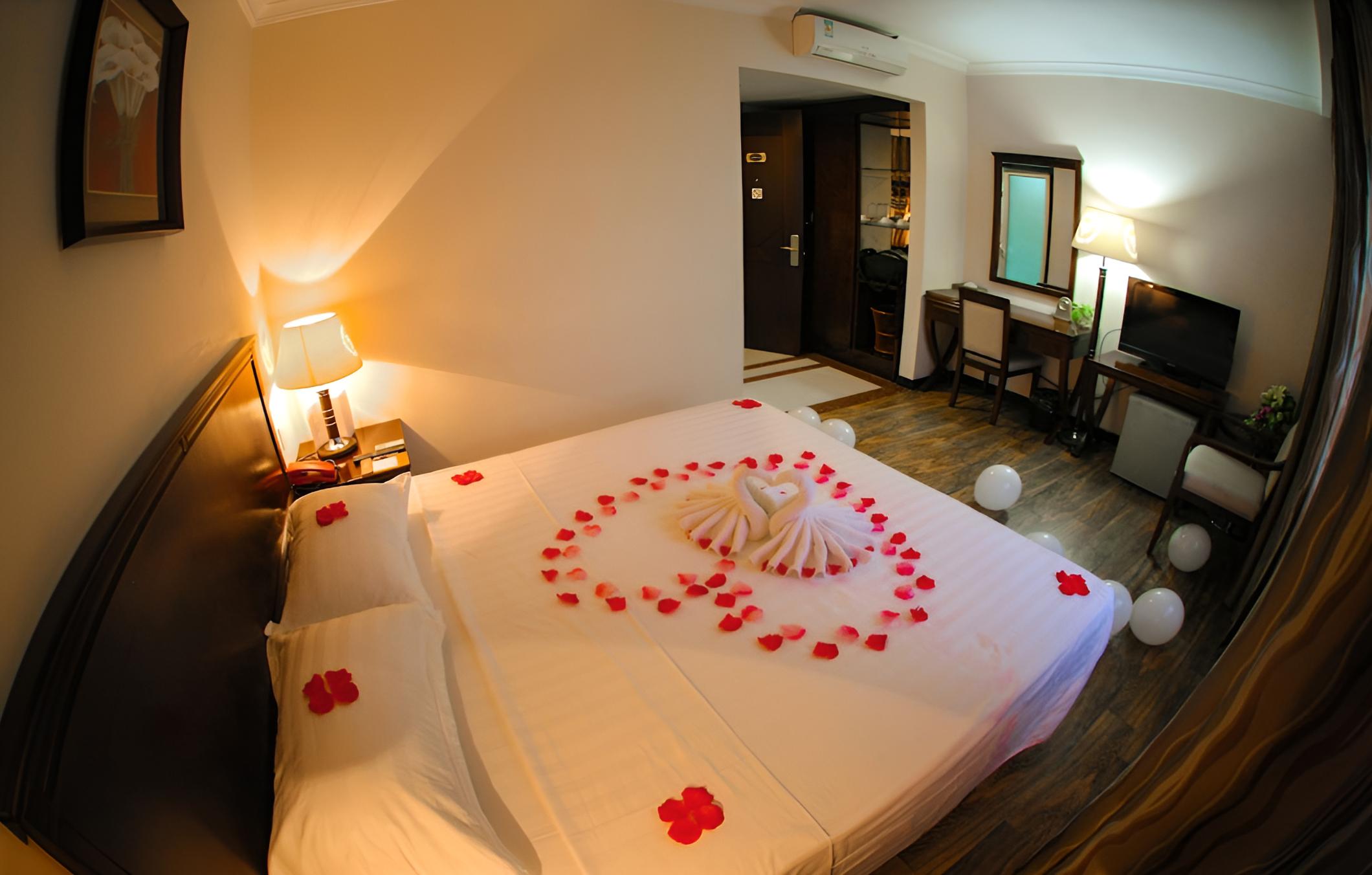 Level Hotel