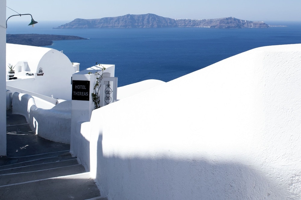 Hotel Thireas Hotel - Image 1