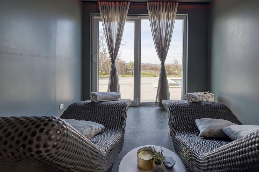 Luxury Villa Sonia With Wellness Gym