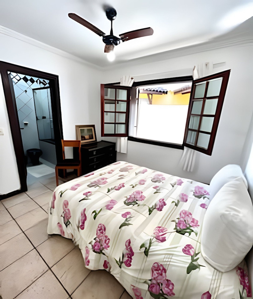 Casa com piscina em Acapulco Guarujá SP3
