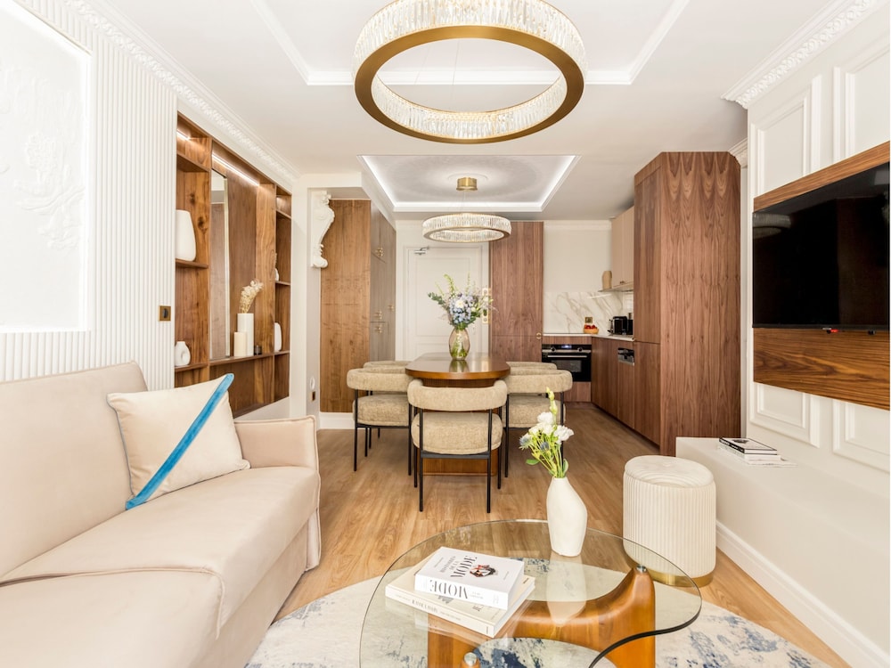 Merveil Luxury Suites - Lenoir I-II-III
