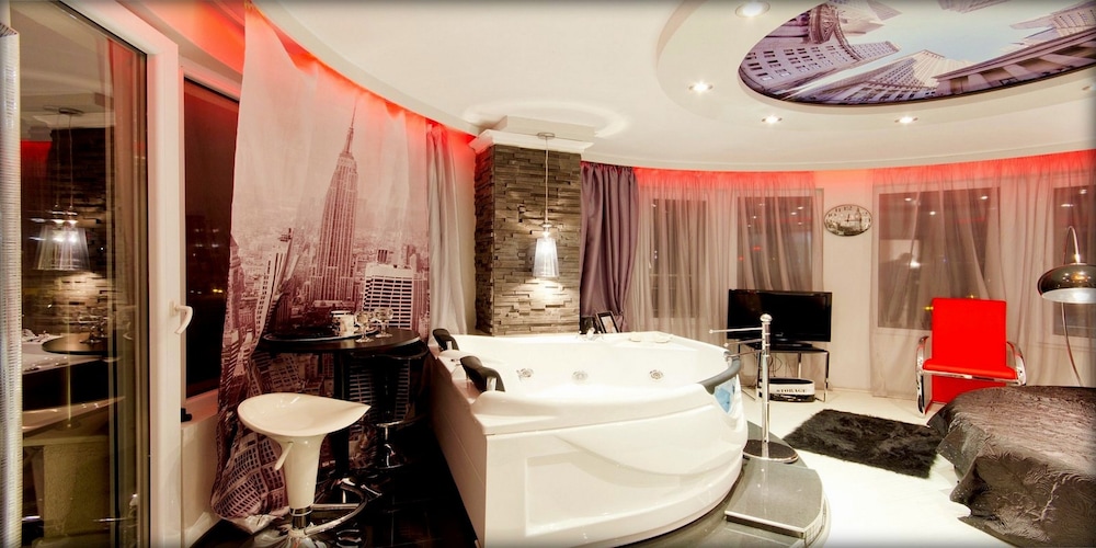 Penthouse Suites