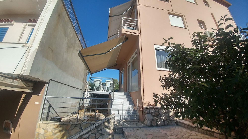 Photo 47