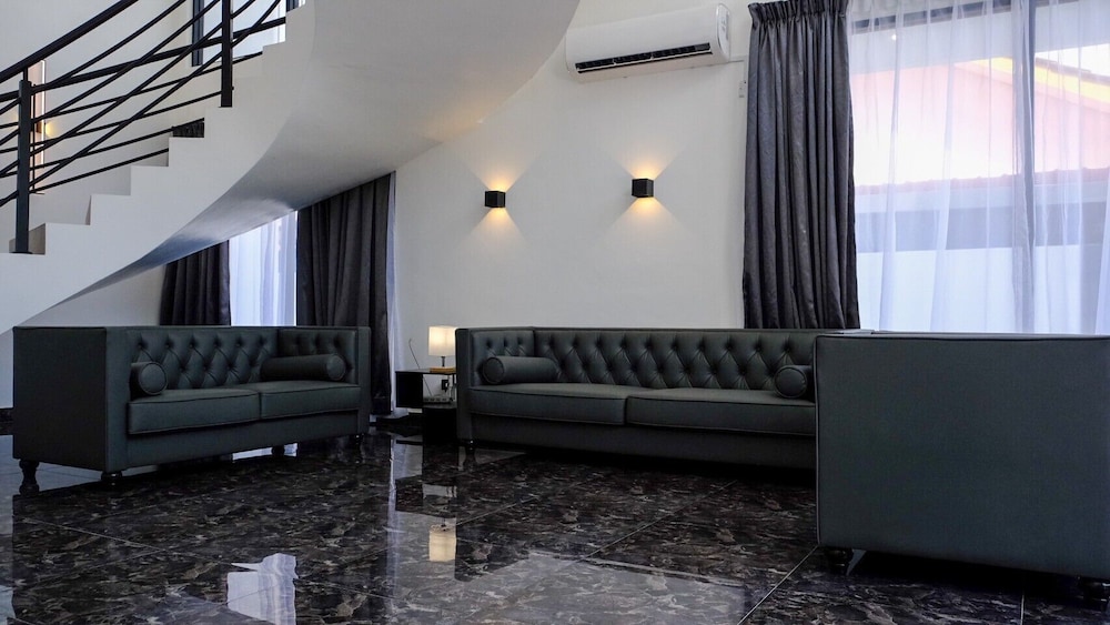 KHOO FAMILY VILLA