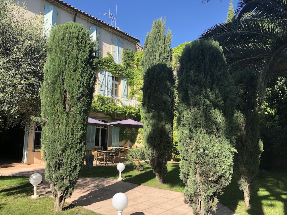 Le Jardin D'homps