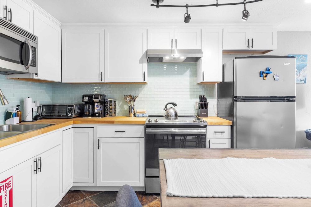 Alpine Ember by Avantstay Park City Retreat Near Main Street, Dining & Deer Valley Slopes