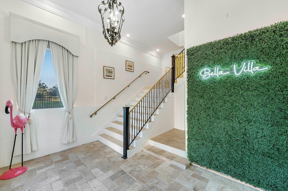 Bella Villa Waterfront Suite view 3