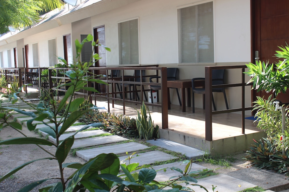 Anaya Beach Resort