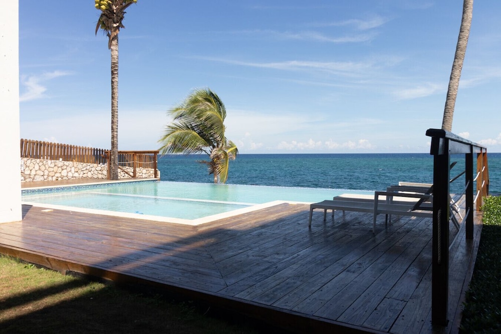Teal Horizon Oceanfrontcaribbean Escape Tower Isle