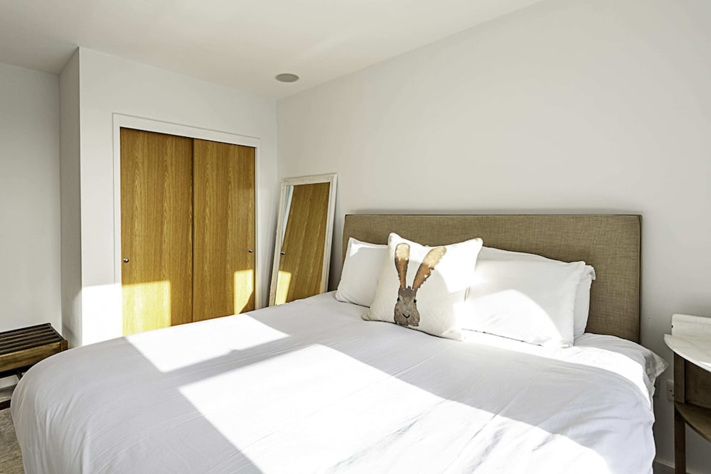 Elegant 3 bed Apartment in Earls Court