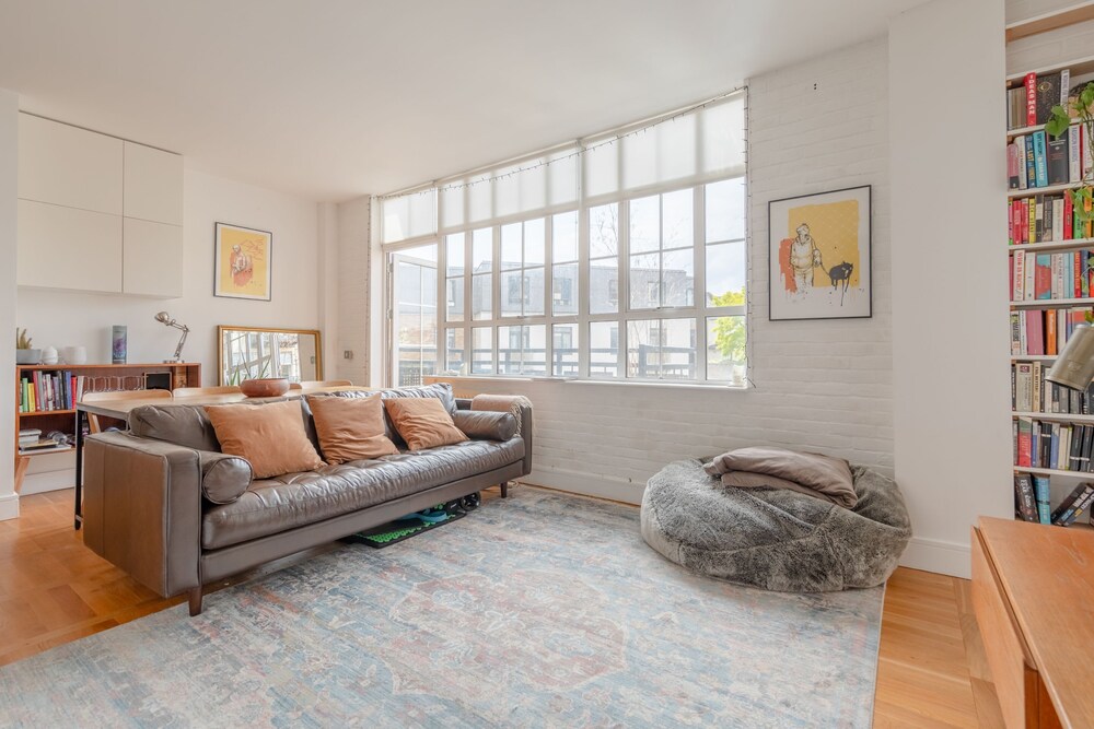 Stylish & Bright 1BD Flat - Peckham