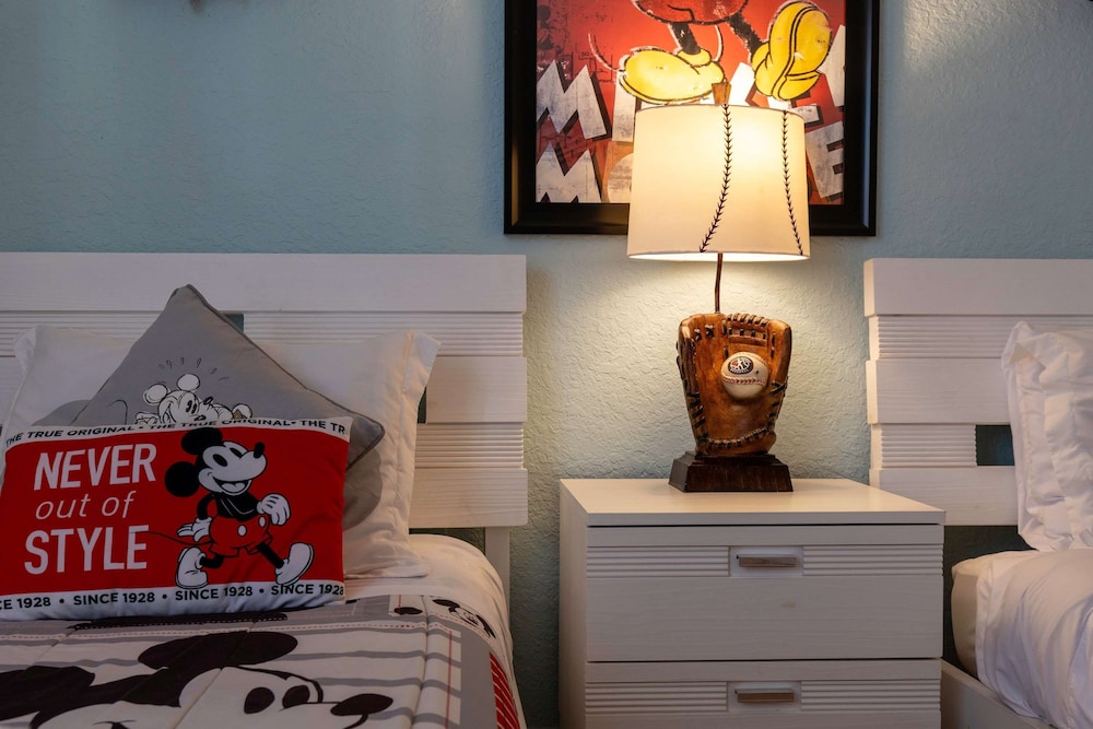 Dreamy Apartment Just 15 Minutes From Disney