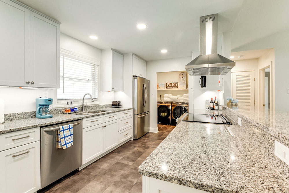 Pets Welcome: Riverfront Getaway in Colonial Beach