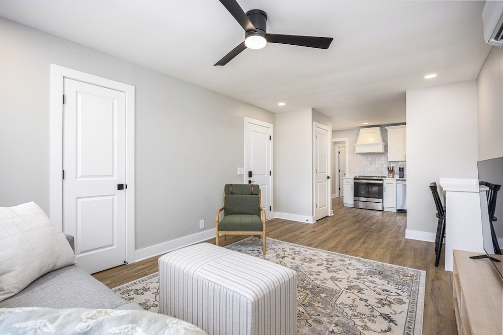 The Nomad by AvantStay – Modern Comfort Near Downtown view 3