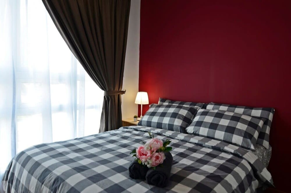 Comfy 2BR Tritower Suite Near JB Ciq, Jbcc & Capri