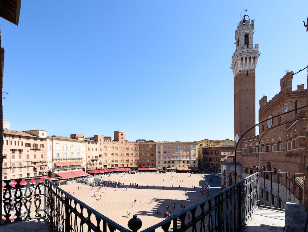 La Terrazza Sul Campo Rooming House photo 3