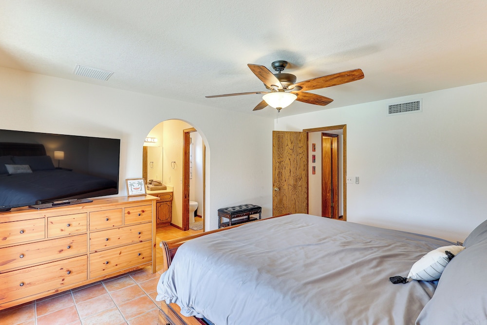 Swim, Grill & Chill: Lake Havasu City Getaway