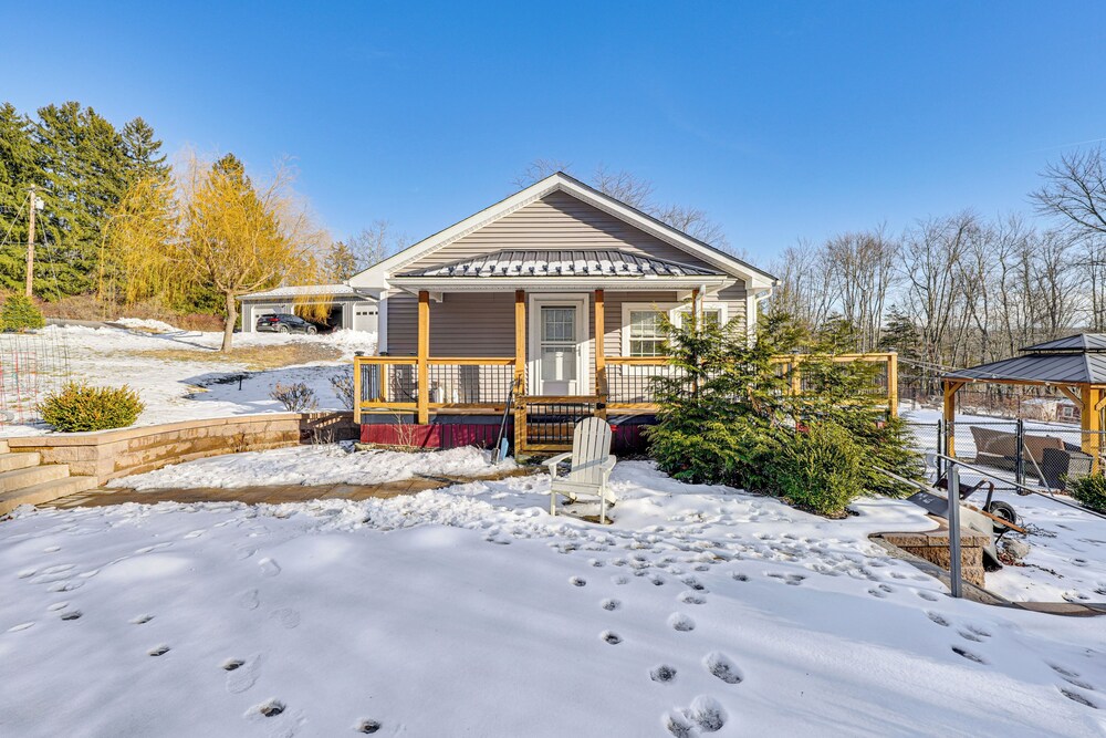 Hudson Valley Retreat w/ Pool Near Greenwood Lake