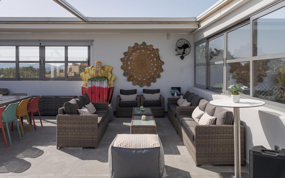Ema's Guest House