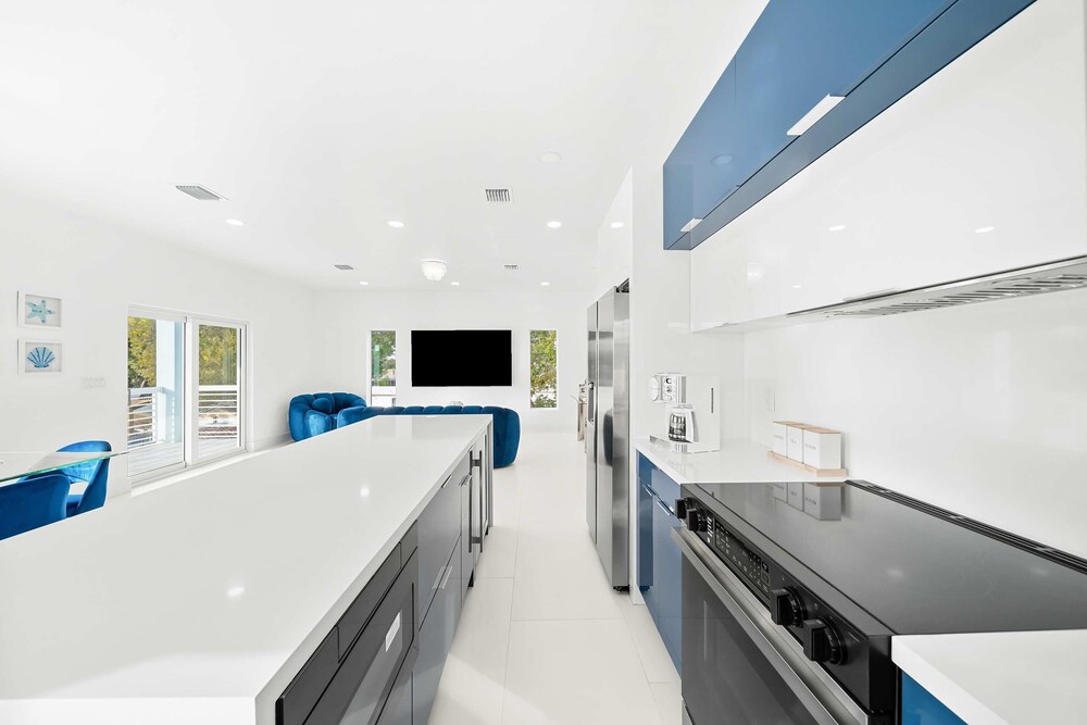 Azul Paradise - Waterfront - Heated Pool - Dock