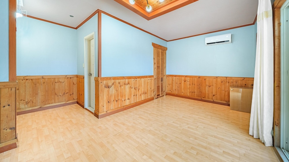Taean Hagampo Coastvalley Pension view 3