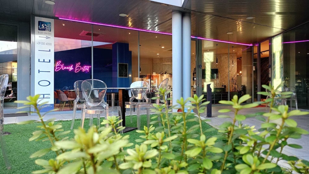 Hotel Blue Shades Aparthotel - Image 1