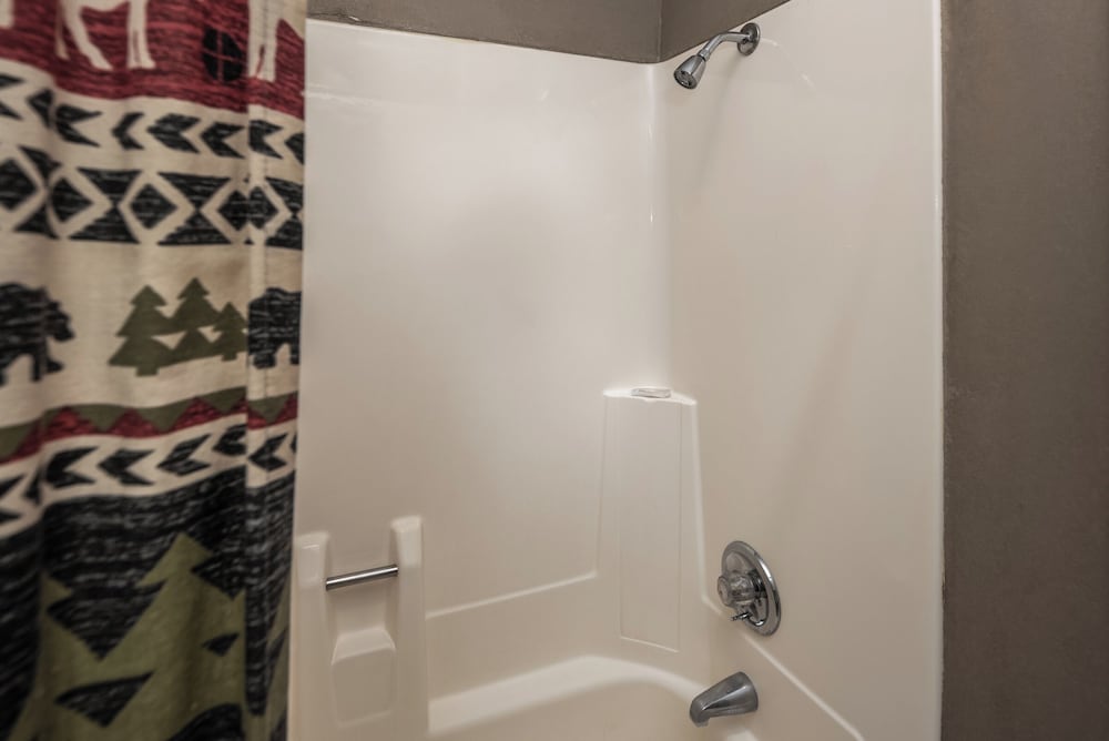 Tis Holiday Haus by Ruidoso Vacation Rentals