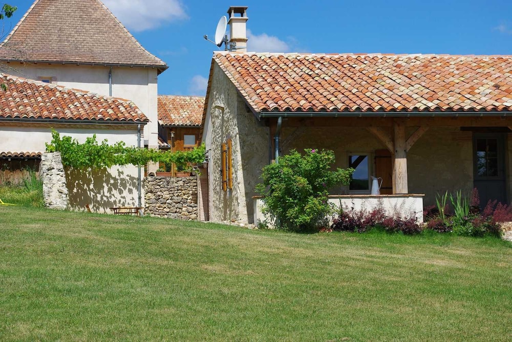 Le hameau des Coquelicots