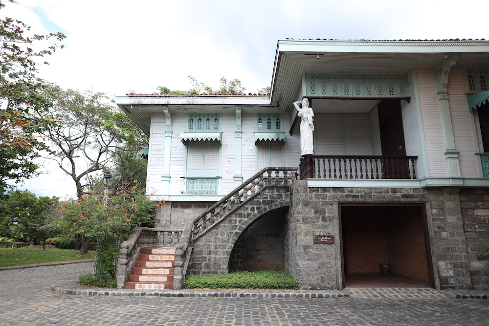 Las Casas Filipinas de Acuzar 81