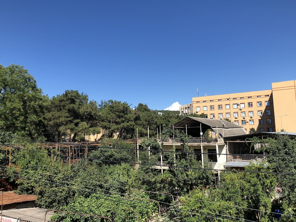 Lucky Family Hotel