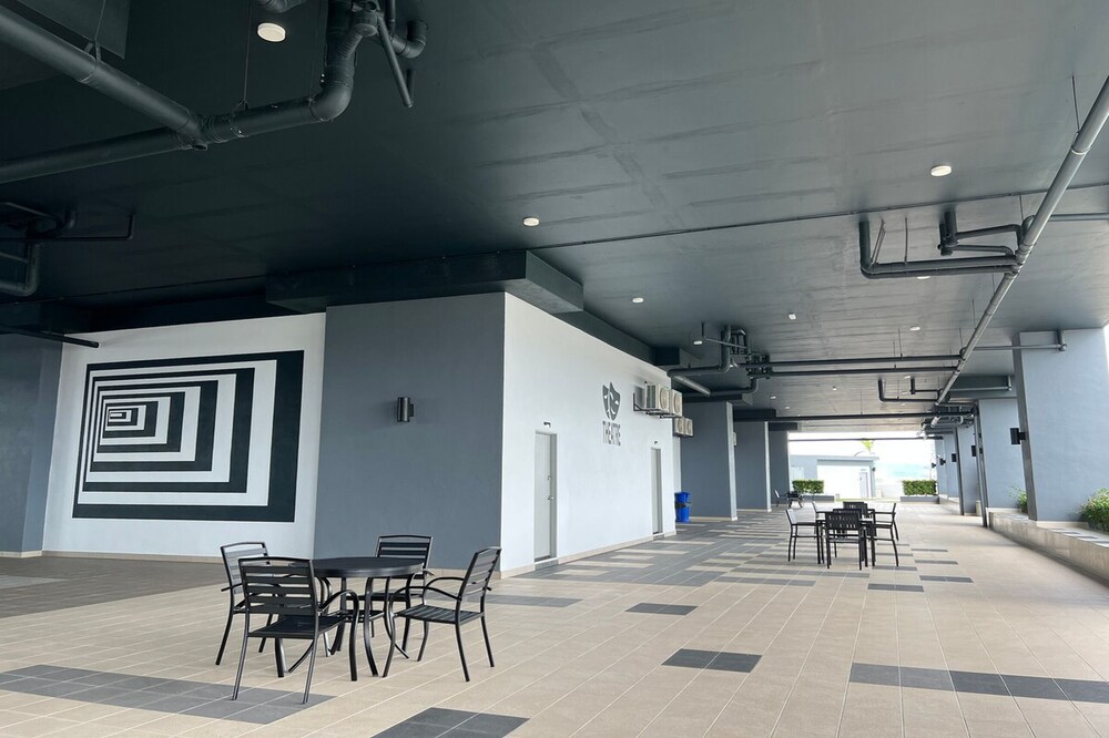 Vista Bangi Serviced Apartments by The River