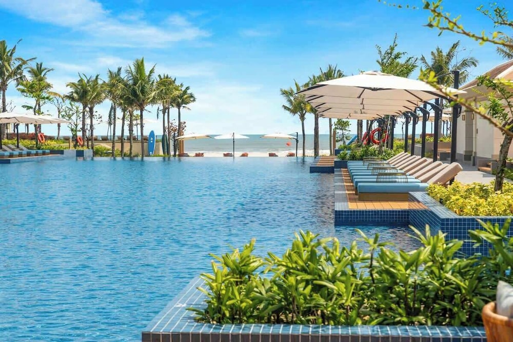 Luxe 5 Star Villa Private Pool Resort Access